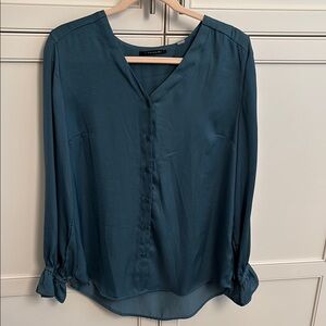 TTahari Long Sleeve Buttoned Blouse L